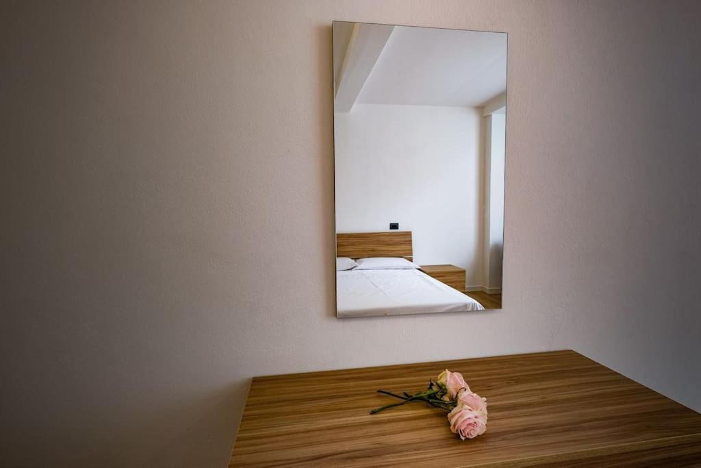 La Casa Di Elena Daire Bergamo Dış mekan fotoğraf