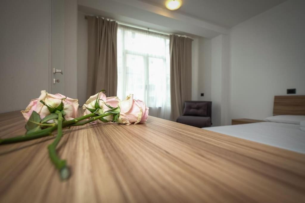 La Casa Di Elena Daire Bergamo Dış mekan fotoğraf